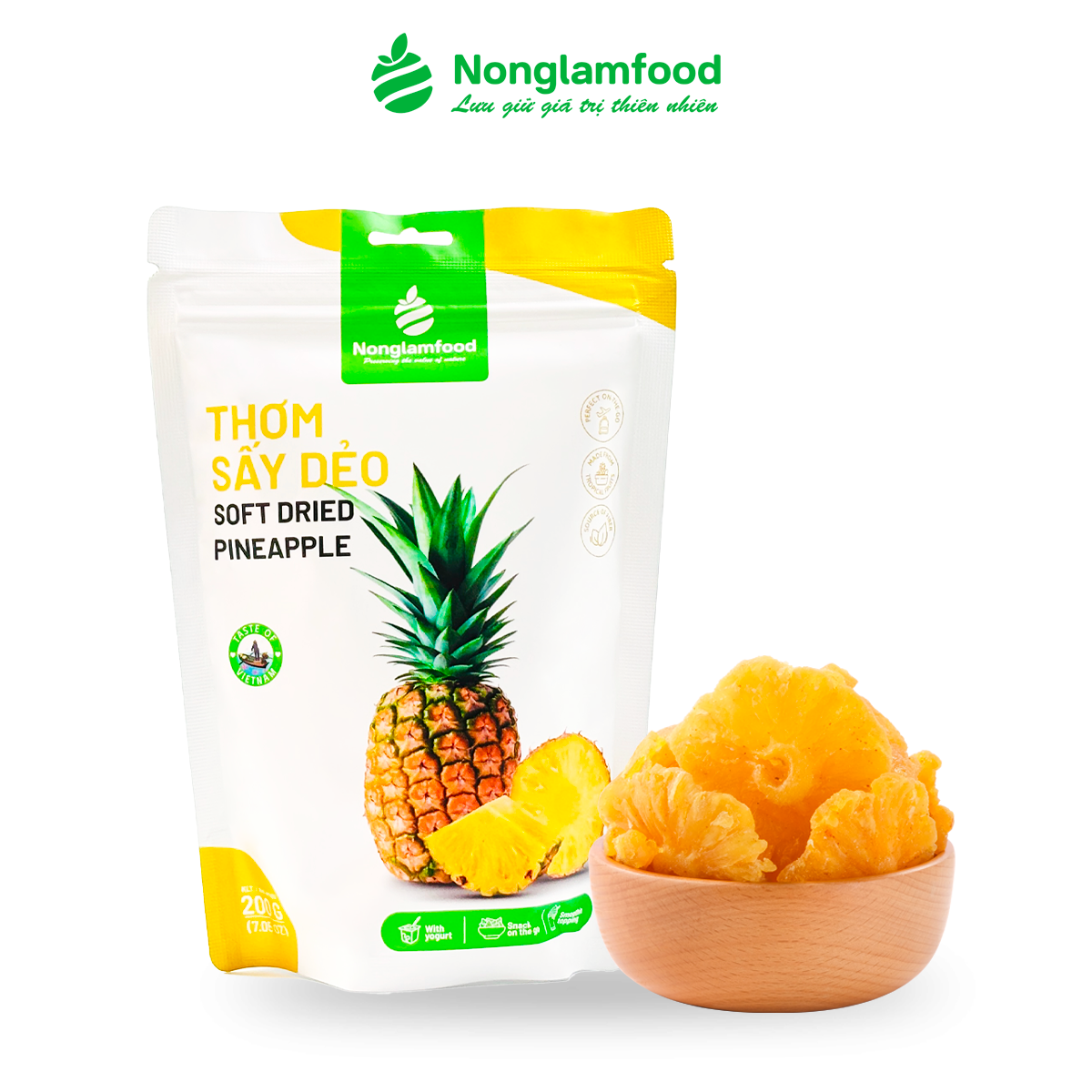 Premium dried pineapple rings used creatively in culinary presentations