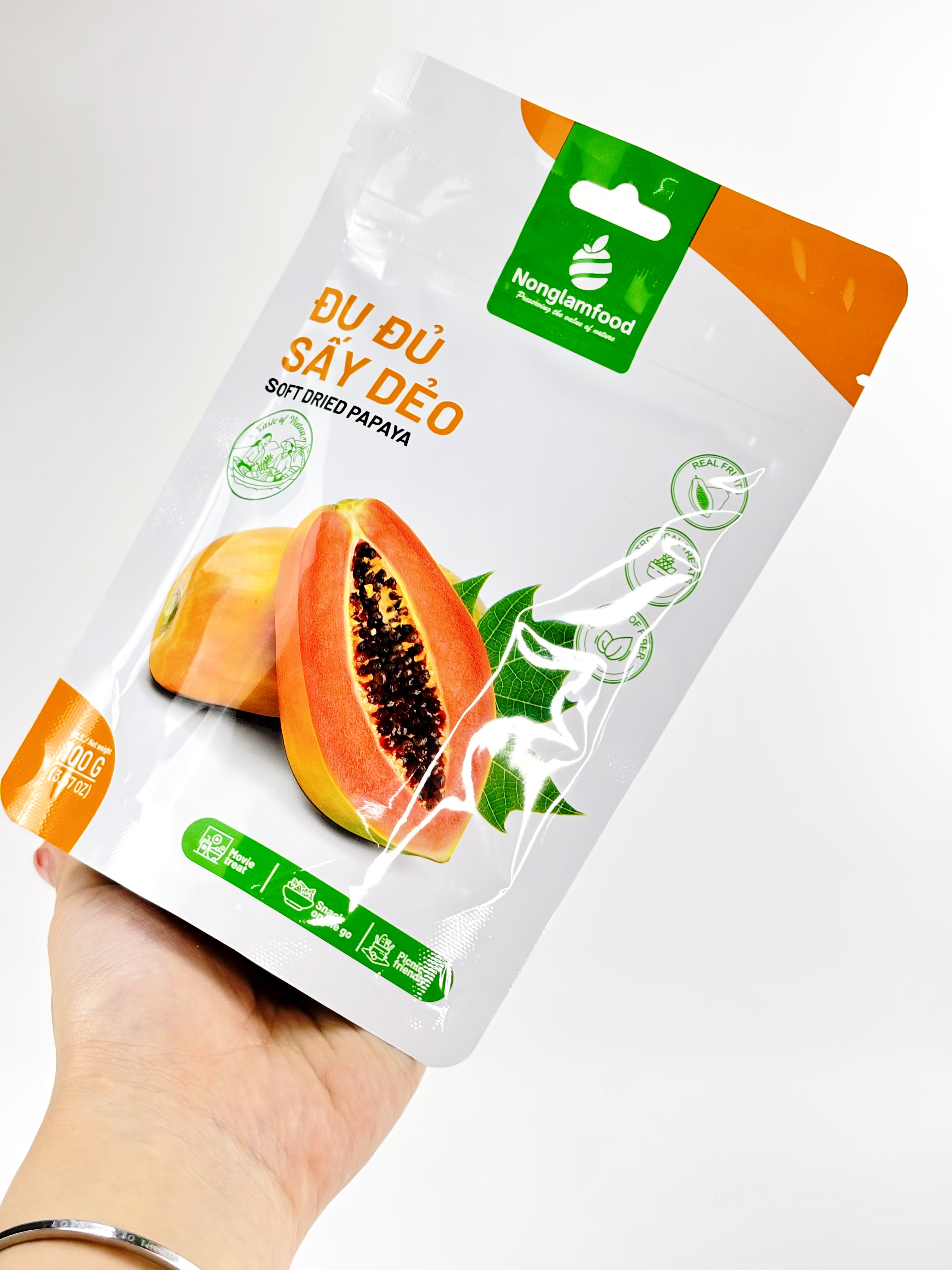 A gentle and gut-friendly papaya digestive dry fruit smoothie