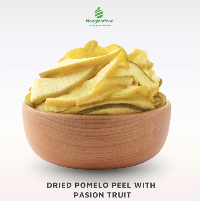 Premium dried pomelo peel coated with passion fruit juice displayed in a bowl