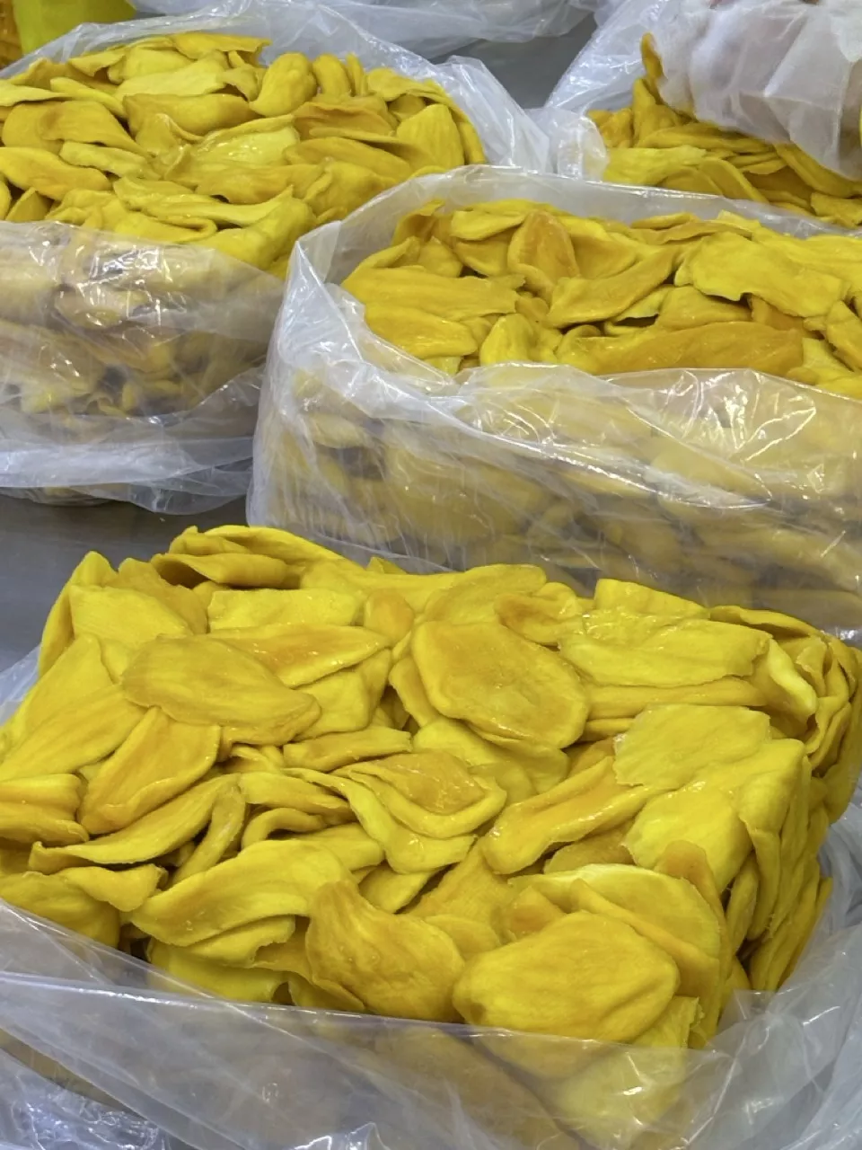 Bulk Bags of Nonglamfood Soft Dried Mango